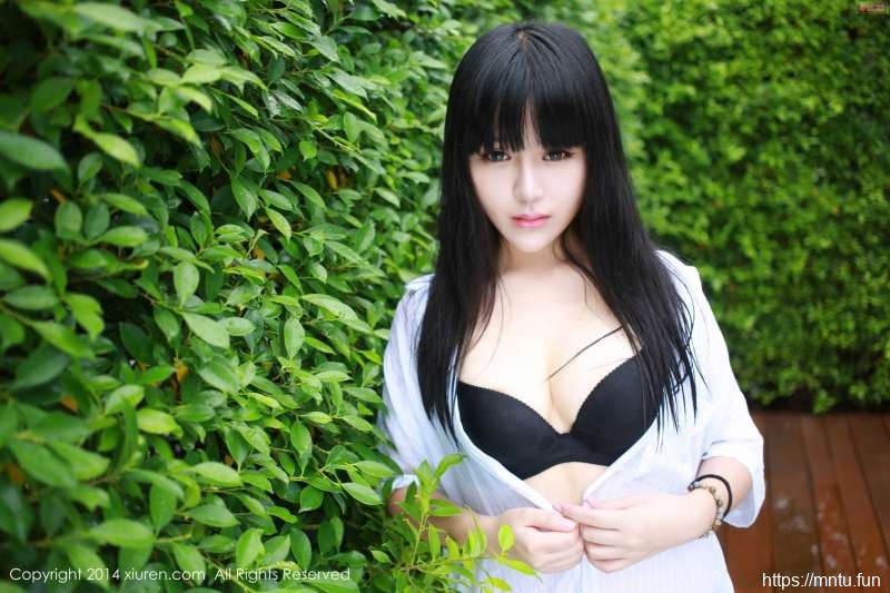 文艺女青年八宝icey性感美女泰国旅拍写真套图