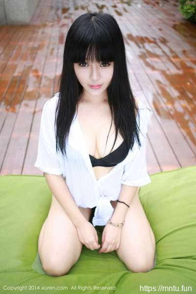 文艺女青年八宝icey性感美女泰国旅拍写真套图