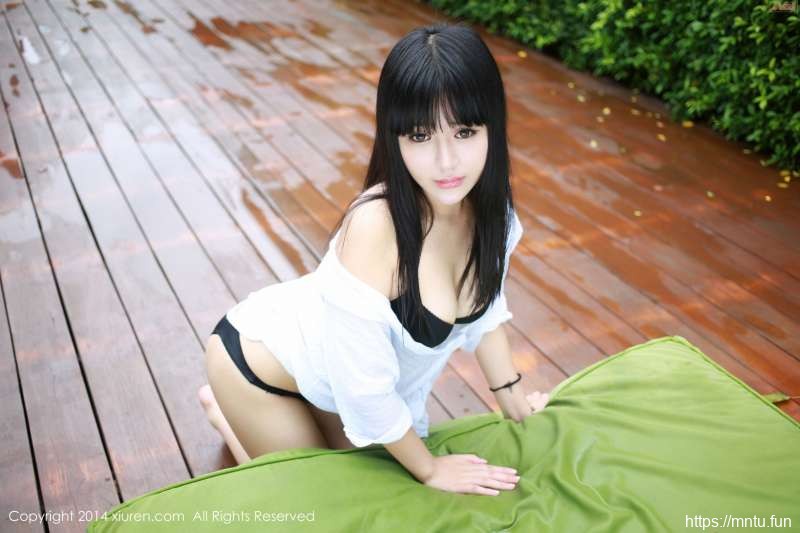 文艺女青年八宝icey性感美女泰国旅拍写真套图