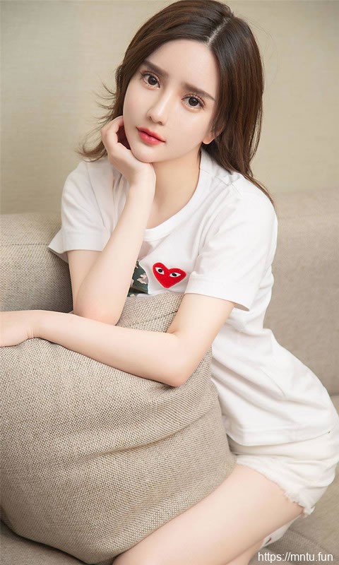 ugirls尤果网 雪白爆乳美女马乐乐性感情味内衣人体摄影图片