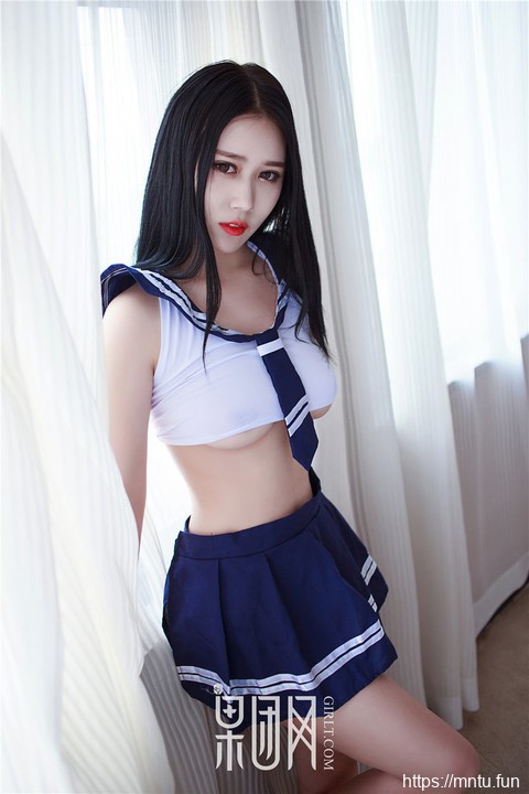 Girlt果团人像摄影写真 先生制服美女白雪白嫩美乳人体私拍图片