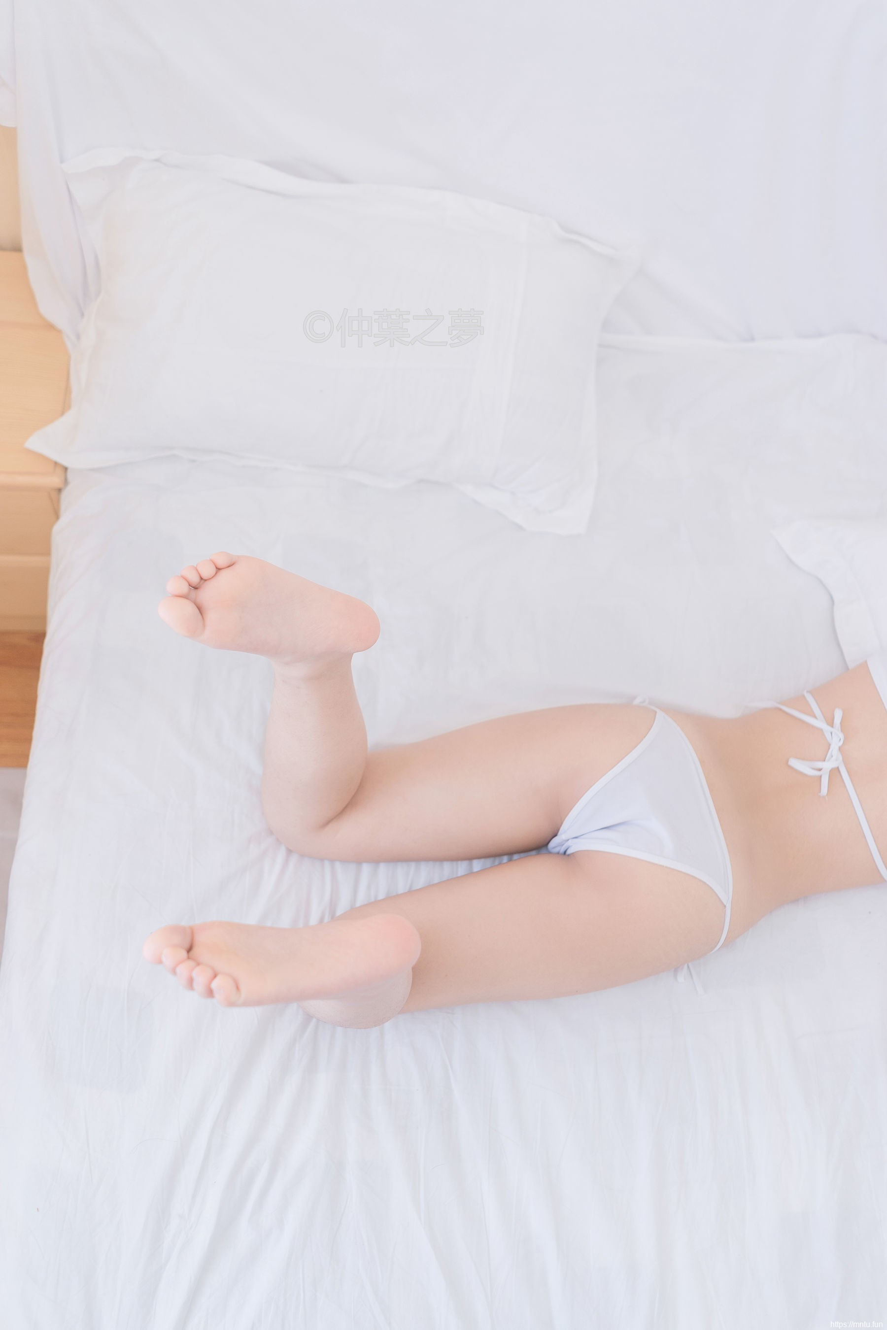 《眼镜心爱JK学妹》 [轻兰映画] Grand.005