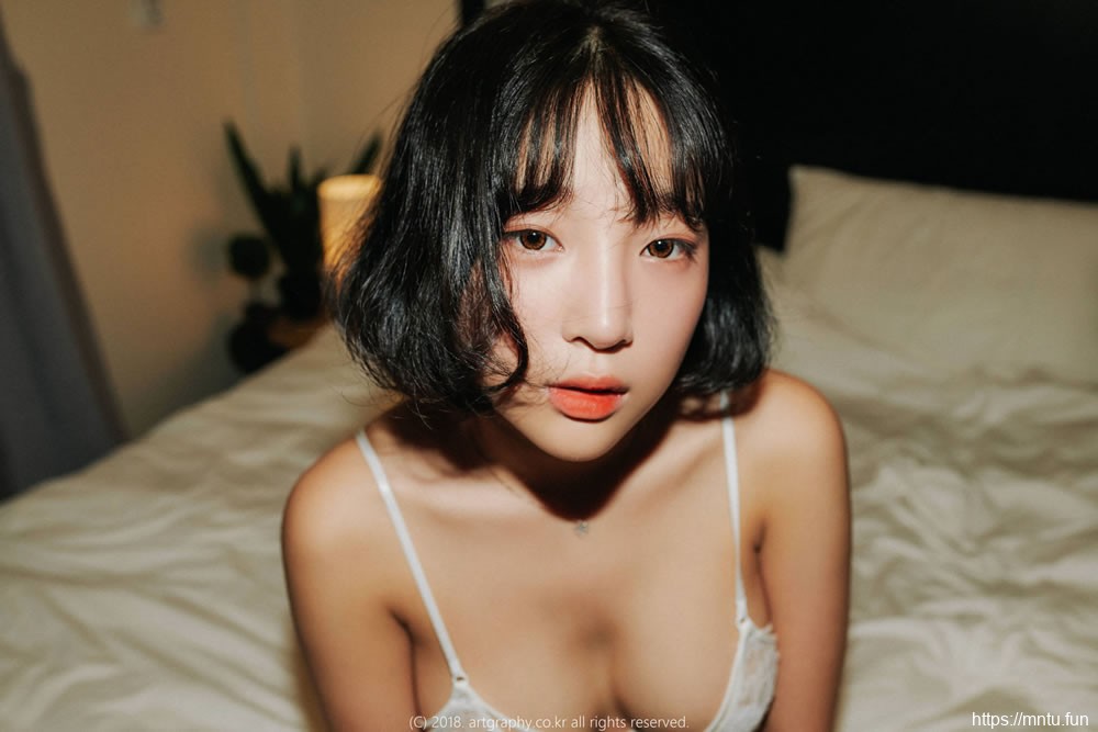 巨乳姜仁卿《居家私拍合集》 [ARTGRAVIA]