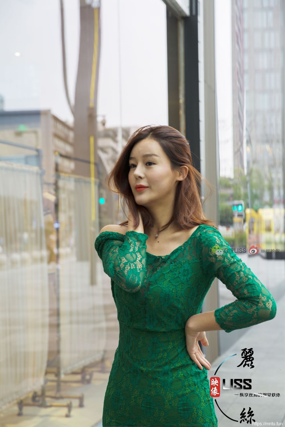 梁冰《绿色的旗袍丝》 [丽丝映像GIRLISS]