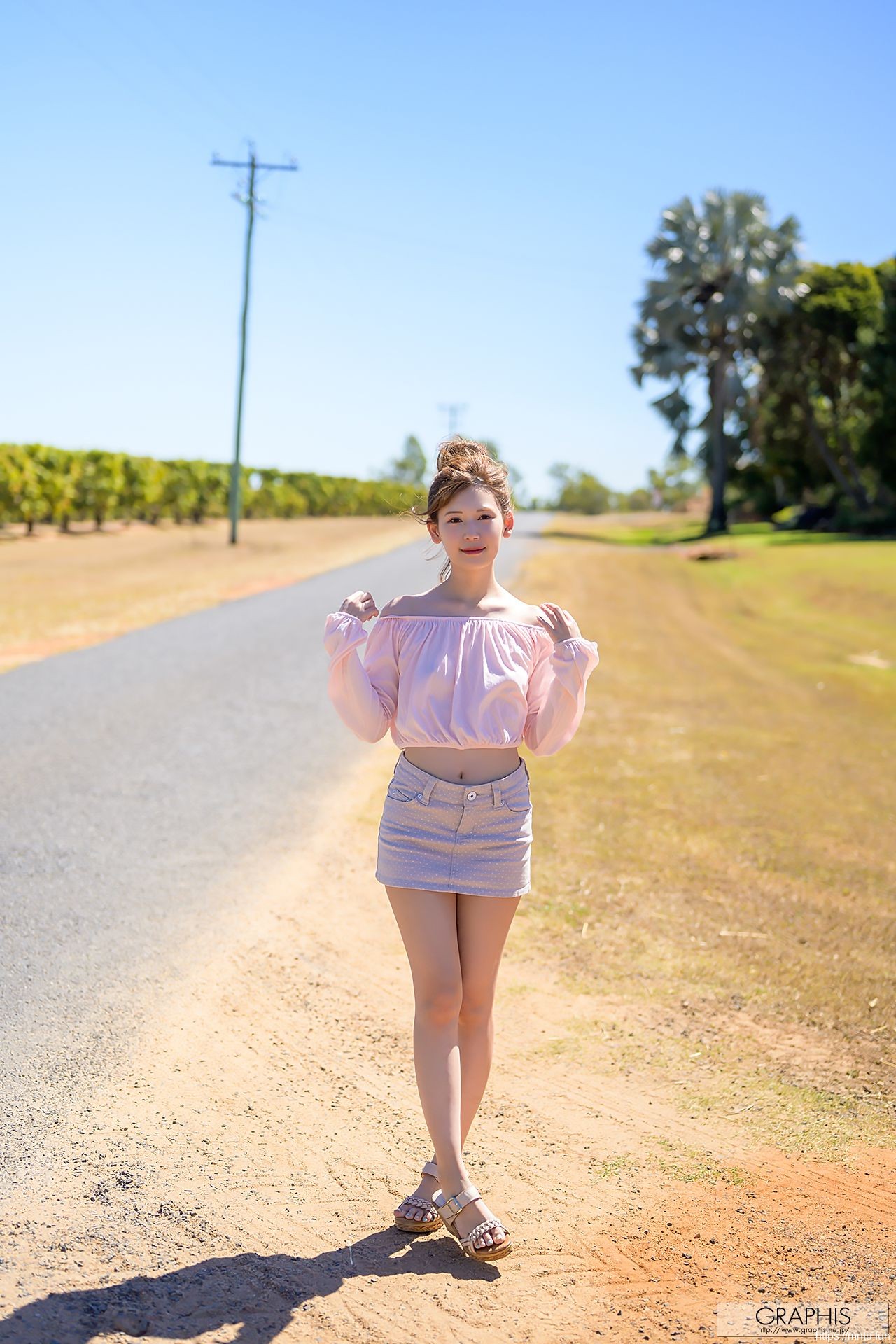 明里つむぎ(明里紬)《Moment》 [Graphis] Special Gravure