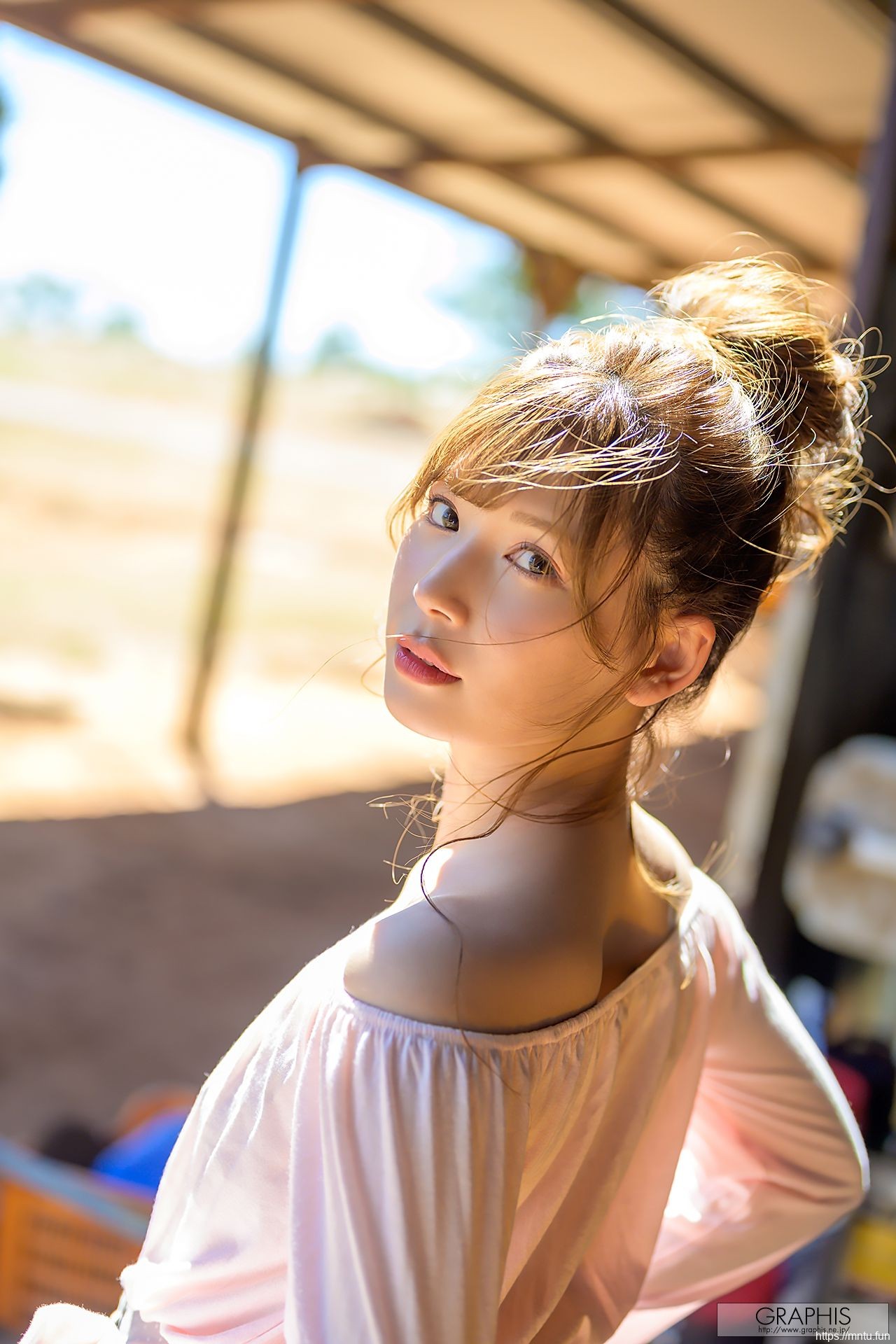 明里つむぎ(明里紬)《Moment》 [Graphis] Special Gravure