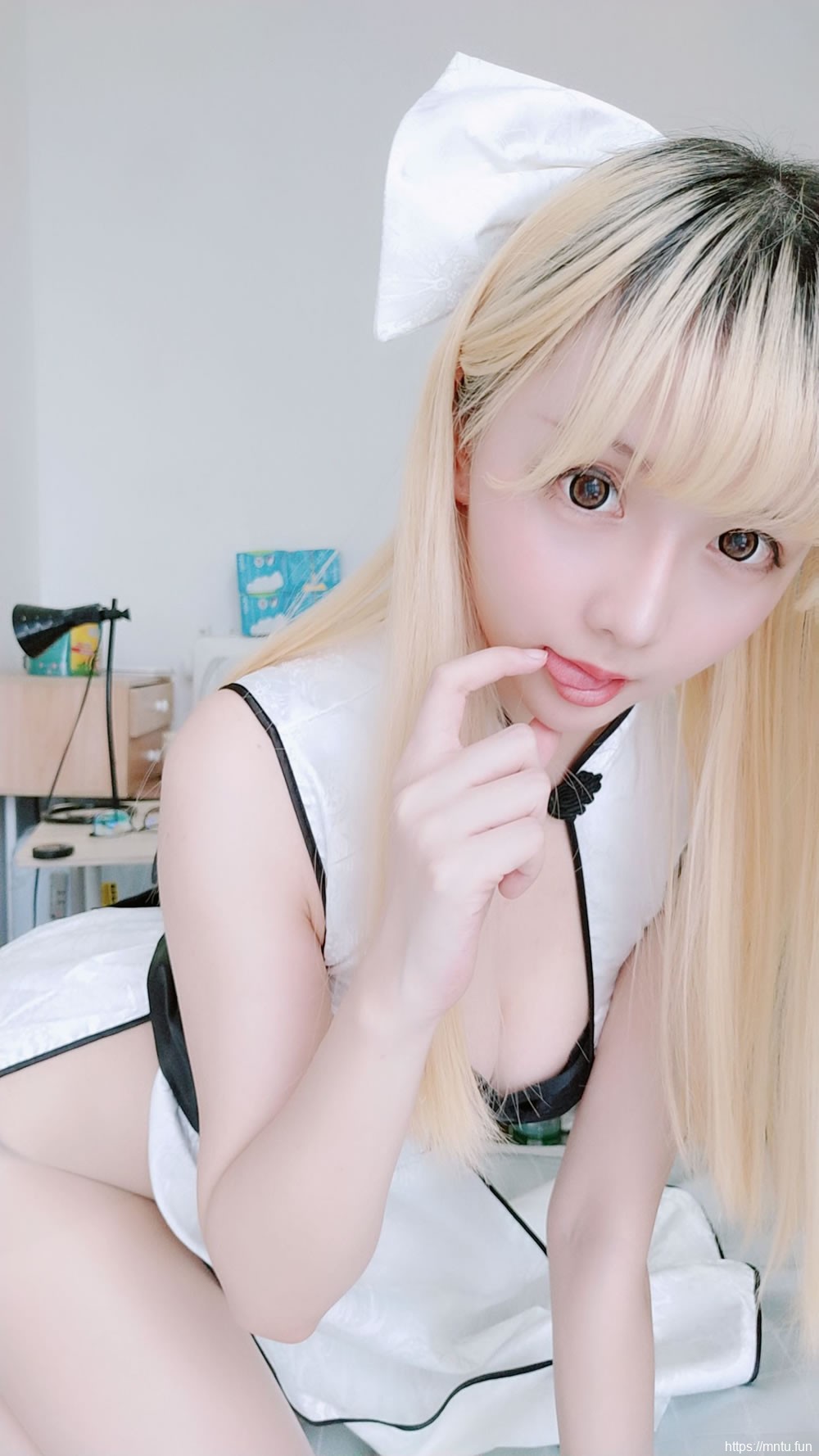 [美女Coser] 星之迟迟 《旗袍》