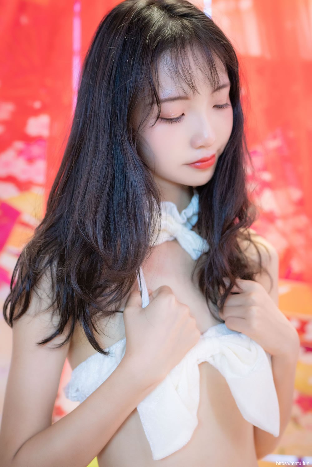 [网红Coser] 西瓜 《白猫咪内衣》