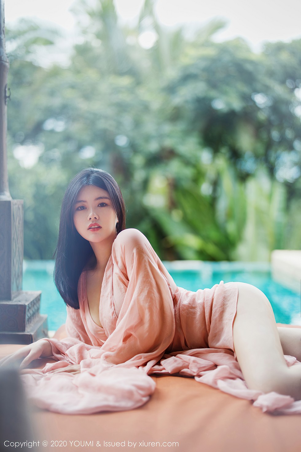 [YouMi尤蜜荟]Vol.523_女神娜露Selena西双版纳旅拍轻薄粉色长裙秀傲人豪乳诱惑写真89P