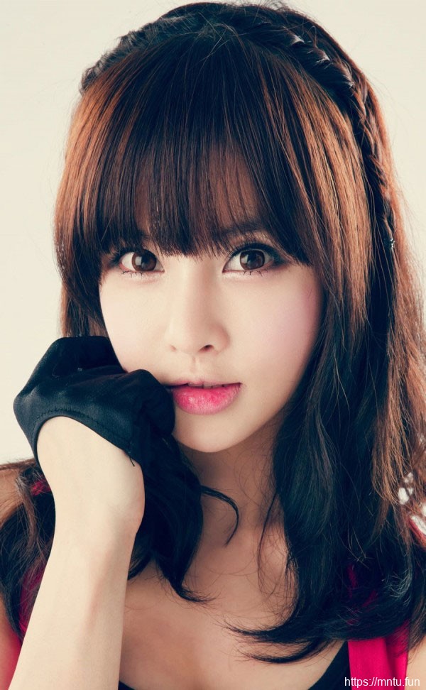 漂亮清纯校花养眼写真摄影