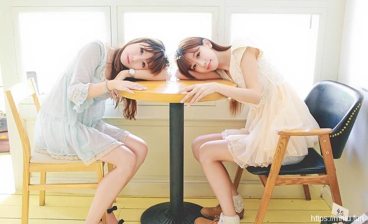 姐妹花清纯女生私房闺蜜照