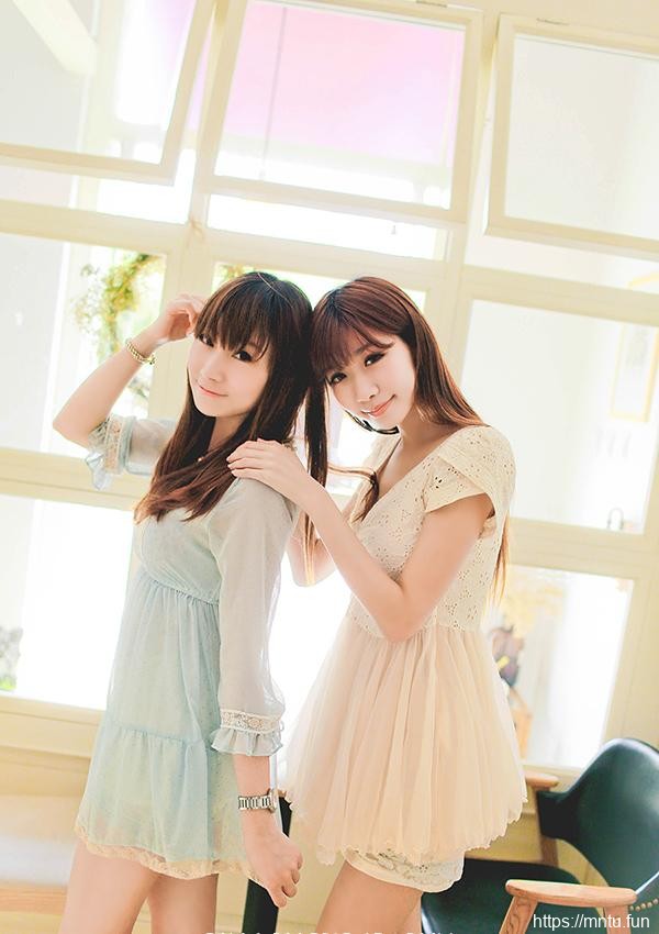 姐妹花清纯女生私房闺蜜照