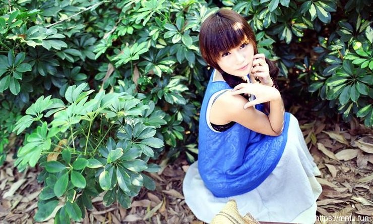 00后小清新美女夏日清纯个人写真