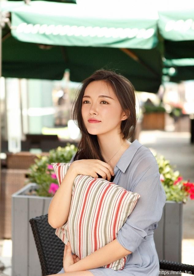 漂亮清纯女生冯文砚高清生活照