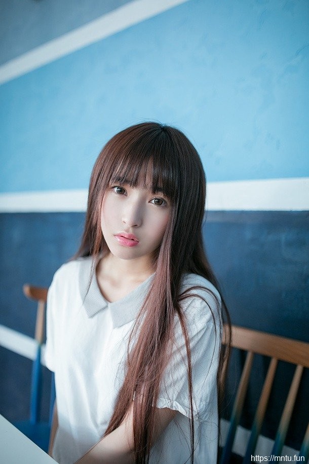 最清纯气质校花张楚Aimee校园生活照