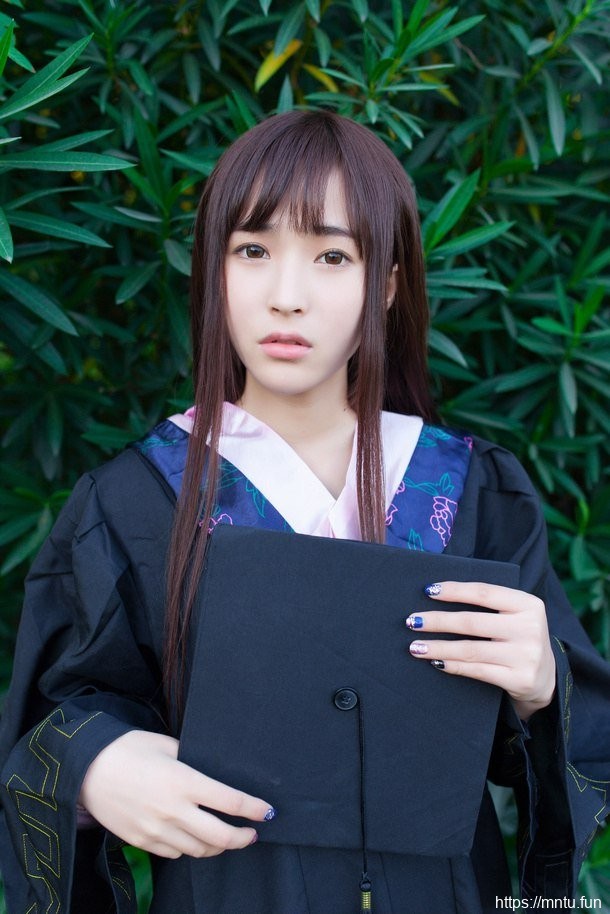 最清纯气质校花张楚Aimee校园生活照