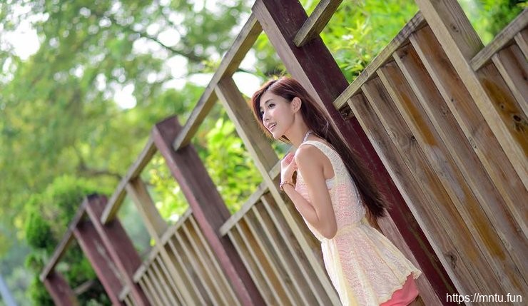 清纯可爱美少女长腿诱惑写真