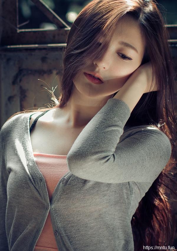 清纯少女照片长腿诱惑写真