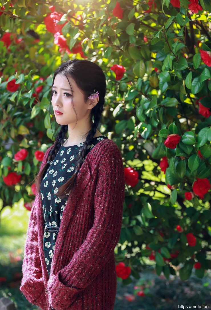 清纯校园女生可爱迷人写真