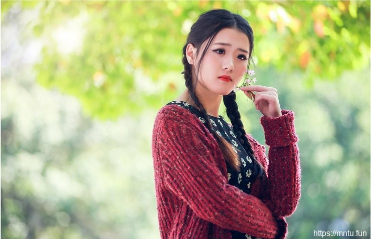 清纯校园女生可爱迷人写真