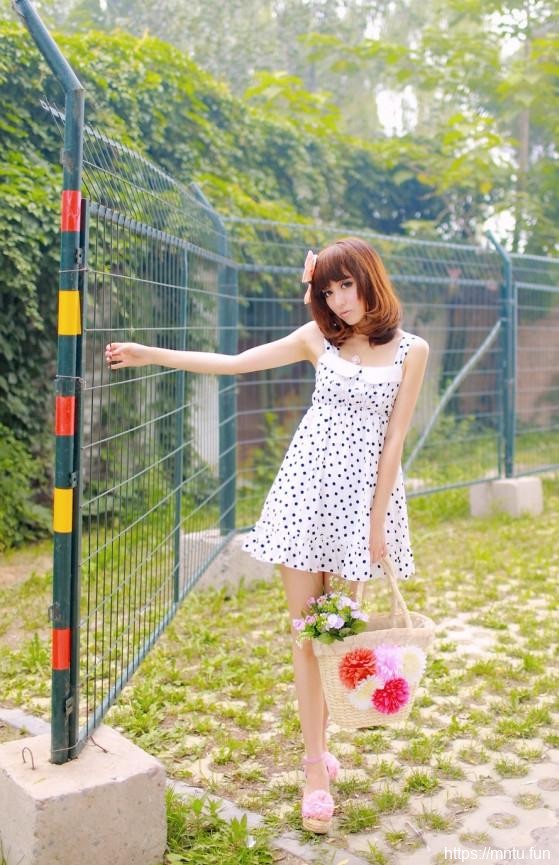 清纯女生写真迷人可爱图片摄影