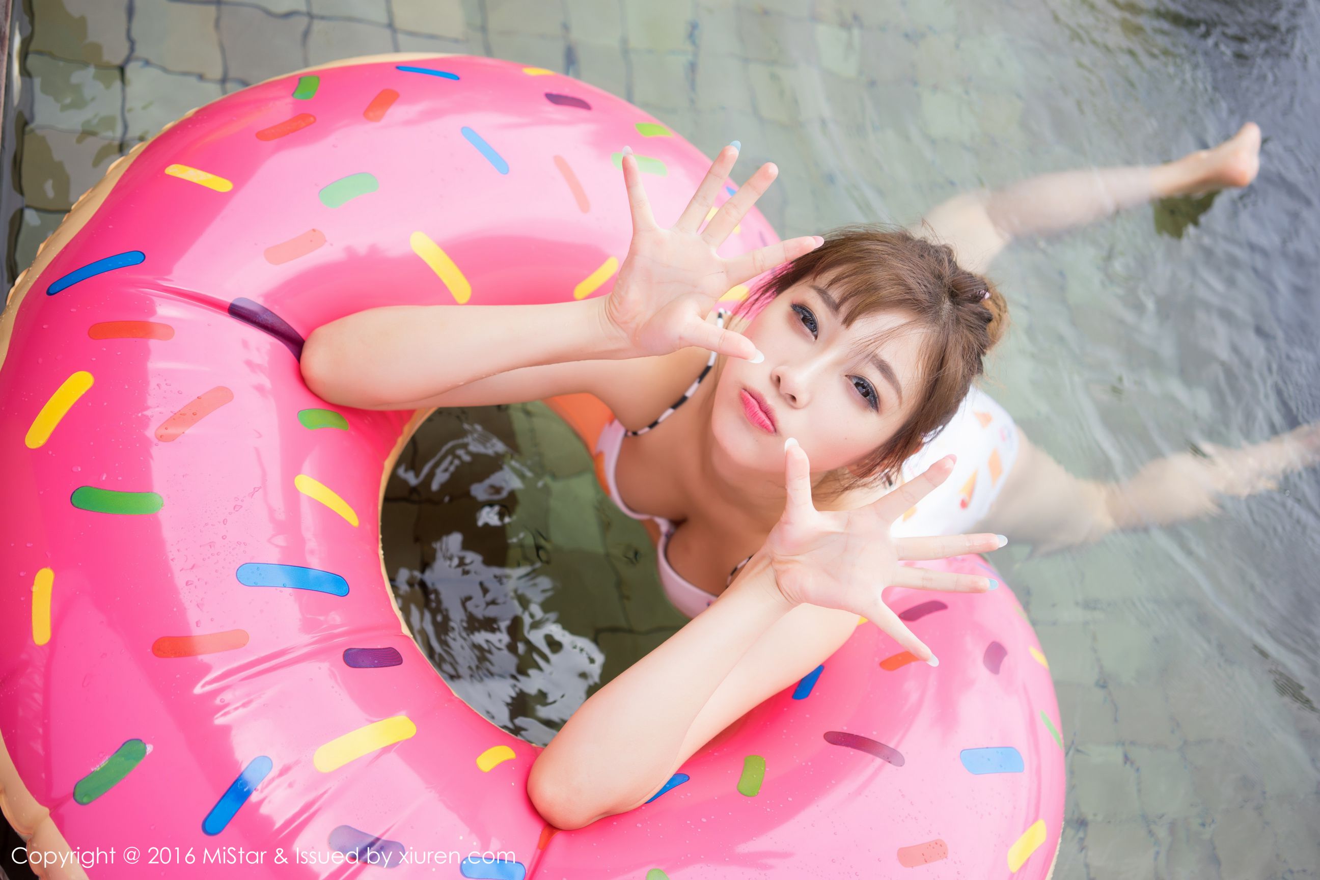 [MiStar魅妍社] Vol.142 sugar小甜心CC &#8211; 苏梅岛旅拍第二套丝袜美图[50P]