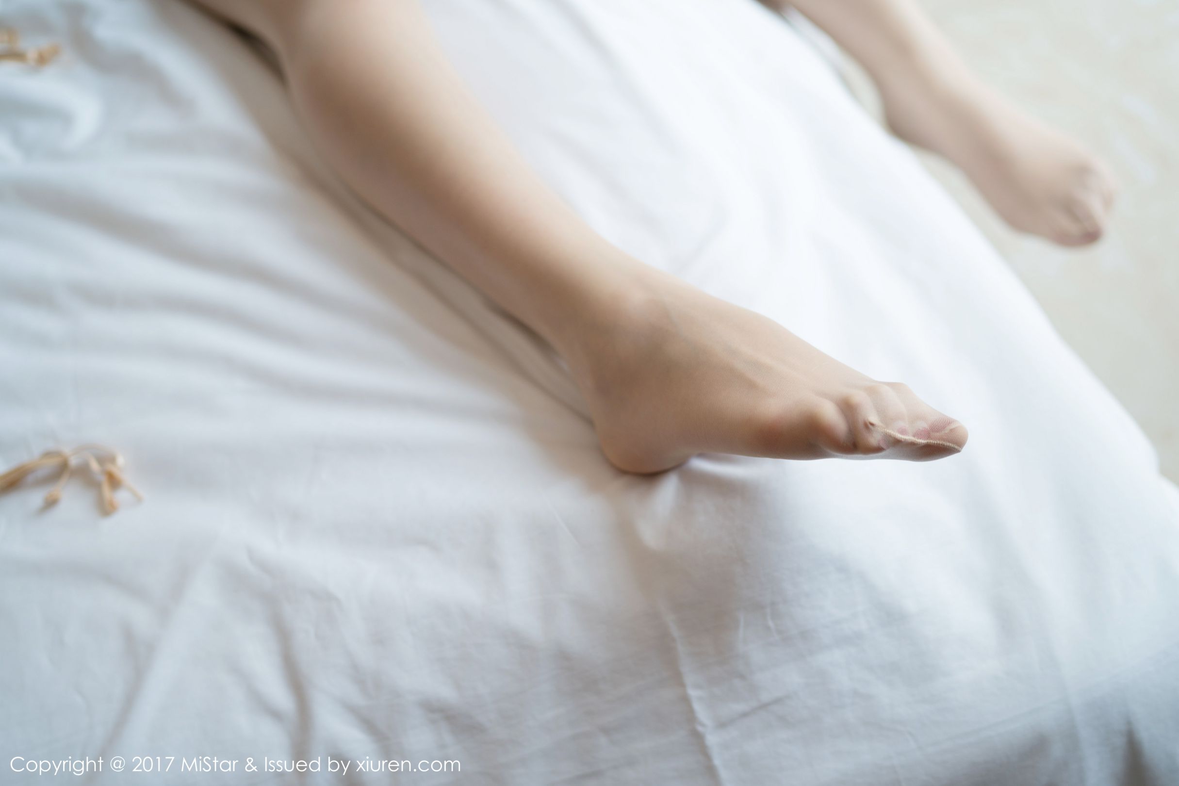 [MiStar魅妍社] Vol.164 御姐女神@丁筱南丝袜美腿诱惑丝袜美图[45P]