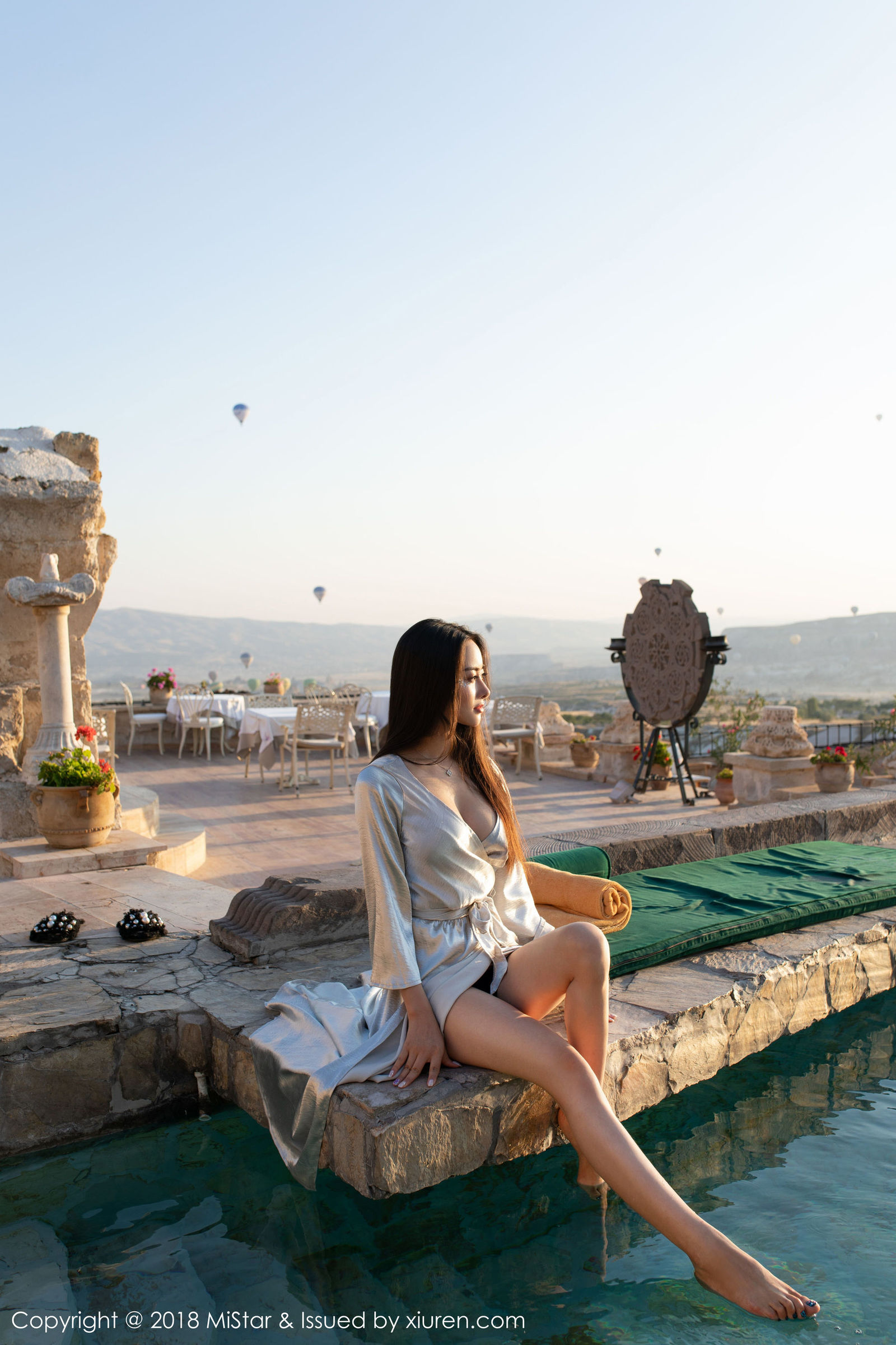 [MiStar魅妍社] VOL.245 气质女神@穆菲菲土耳其旅拍第二套丝袜美图[45P]