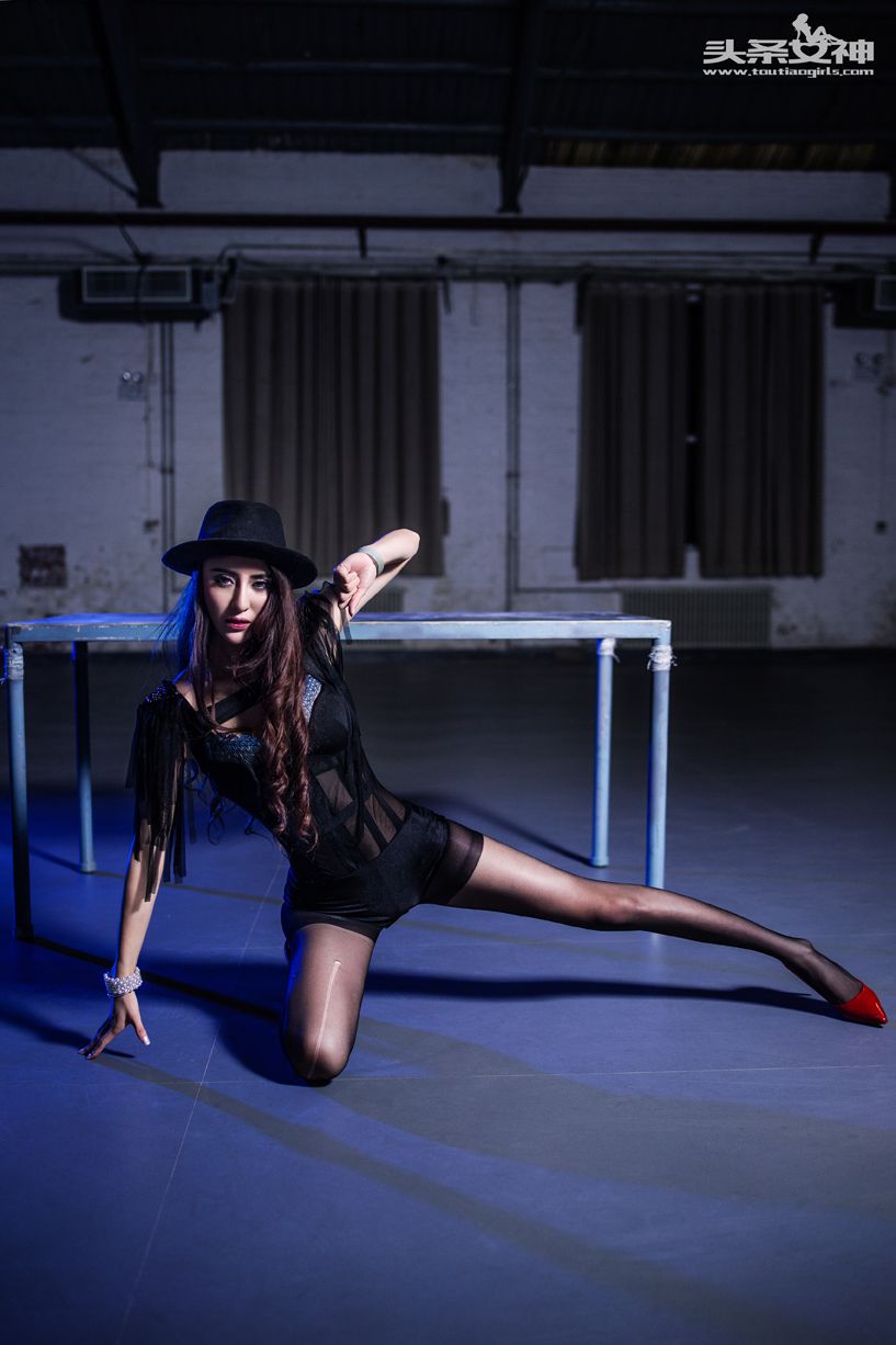 [TouTiao头条女神] No.127 霍霍 &#8211; 青春爵士活力[10P]