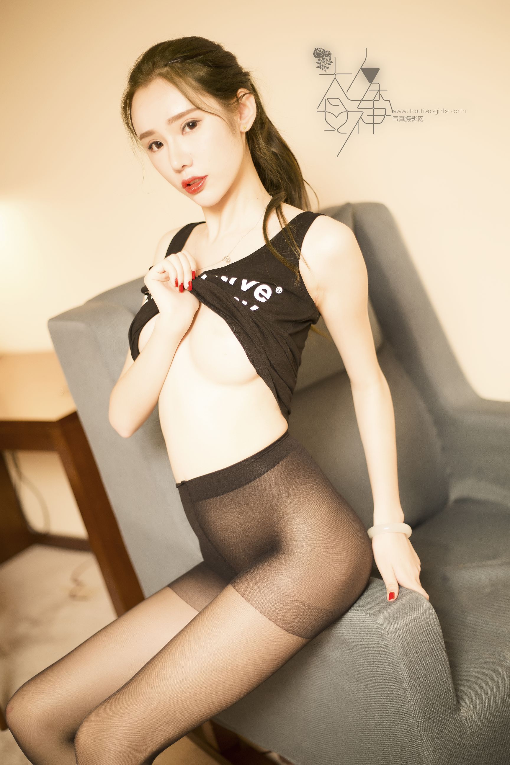 [TouTiao头条女神] VIP016 萌琪琪 &#8211; 黑丝物语[32P]