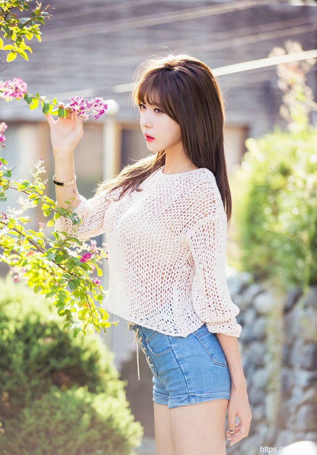 高清清纯养眼美女图 慵懒迷人的漂亮妹妹