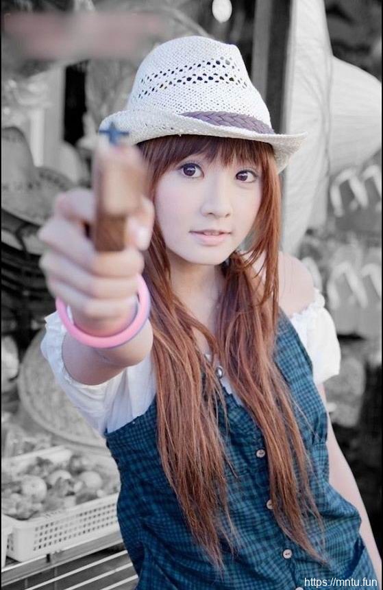 户外美女清纯写真生活照图片