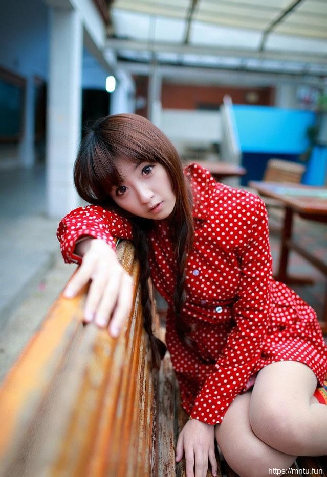 学生妹清纯诱人可爱生活照图片