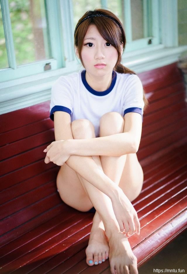 学生妹清纯诱人可爱生活照图片