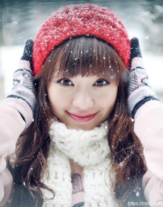 台湾清纯妹子初秋温暖写真生活照