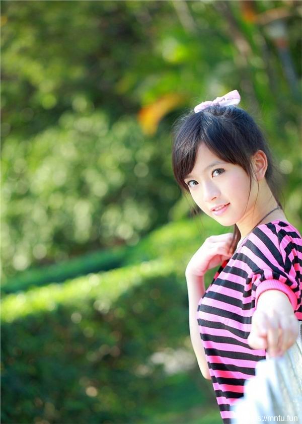 氧气美女清纯写真养眼街拍照