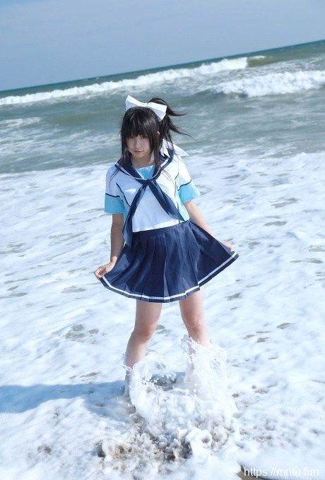 日本清纯少女萝莉学生制服可爱卖萌