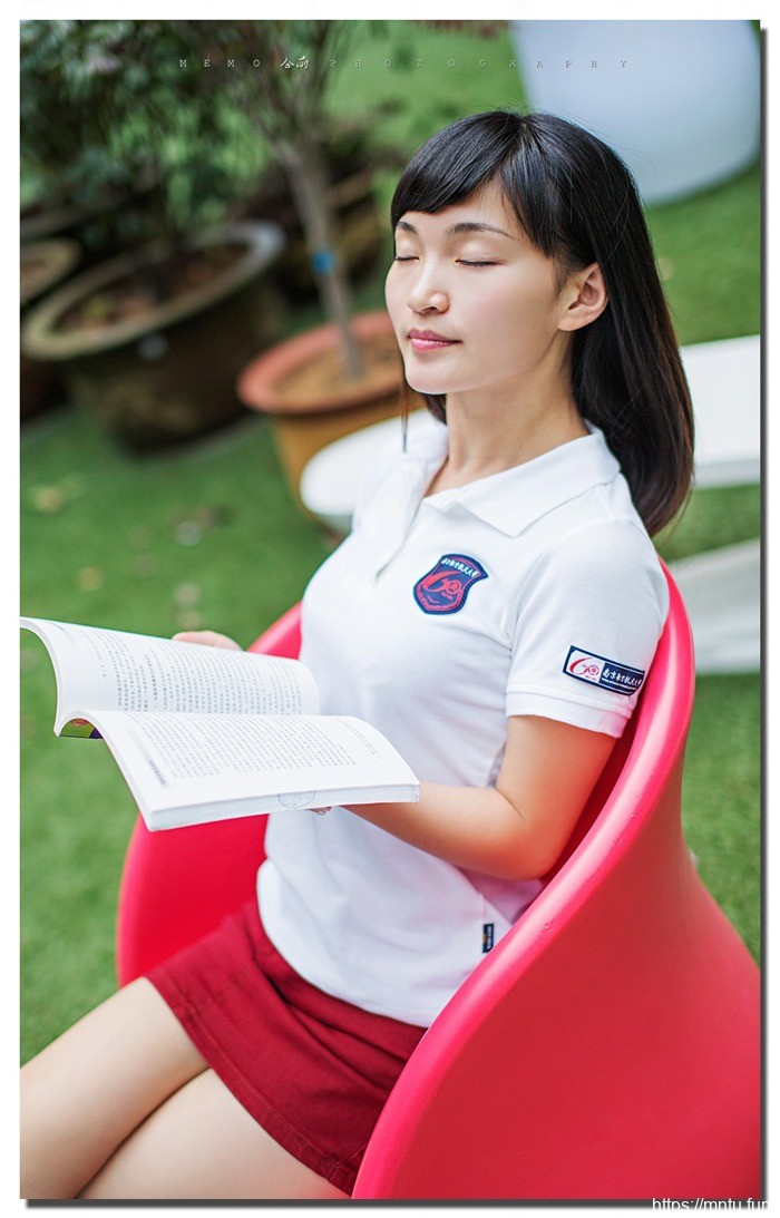 台大校花清纯美女动人看看仿佛自己也回到了十八