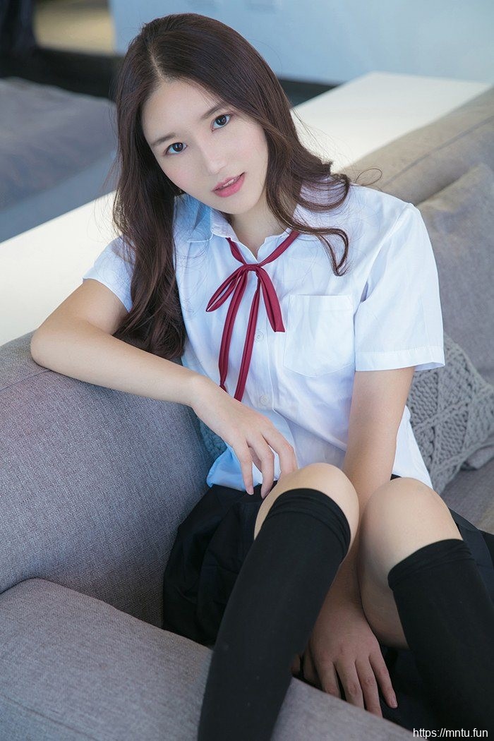 少女的青春异动清纯妹子魏扭扭学生制服妙不可言