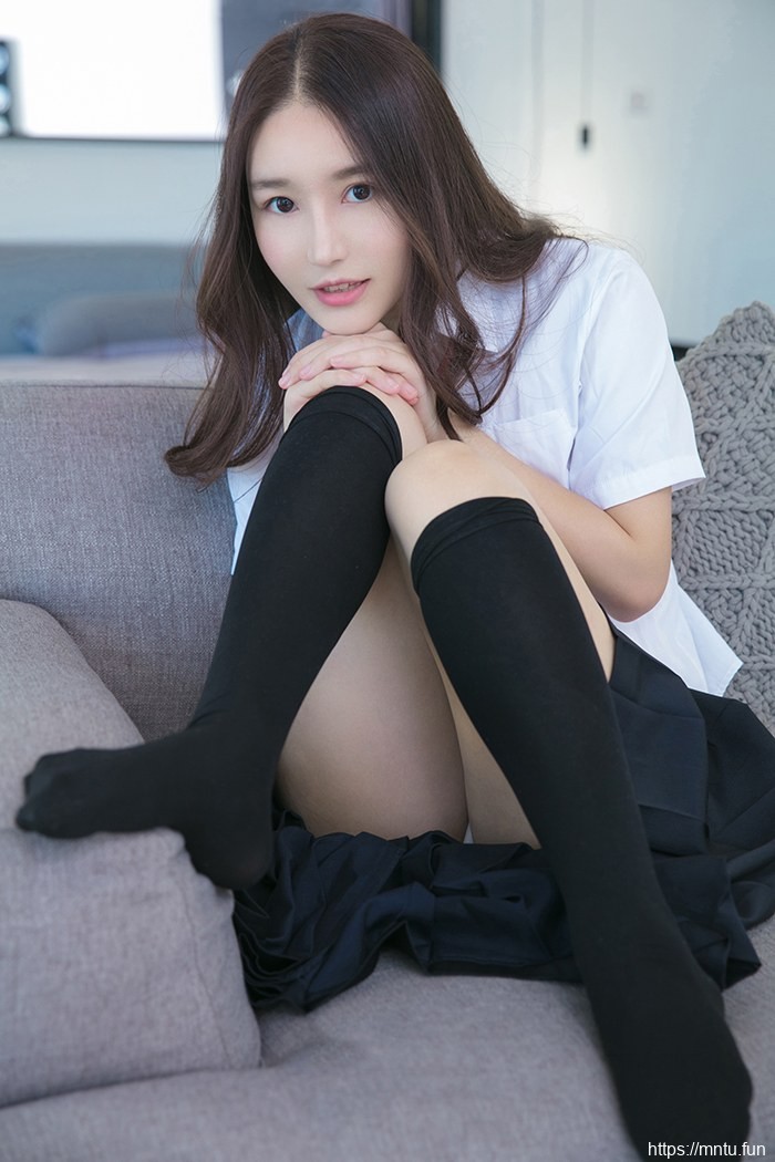 少女的青春异动清纯妹子魏扭扭学生制服妙不可言