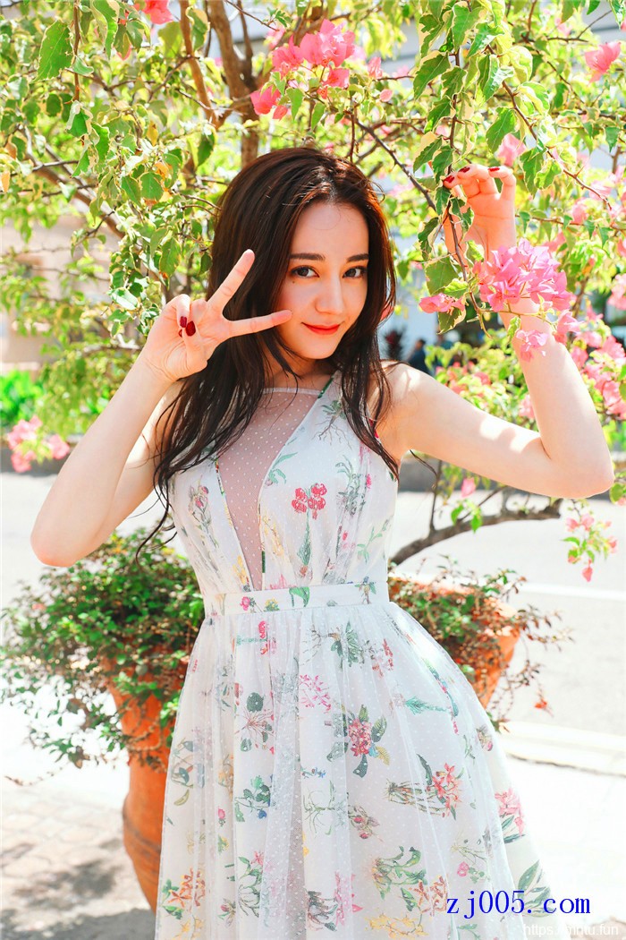 迪丽热巴人体艺术展示大全图片