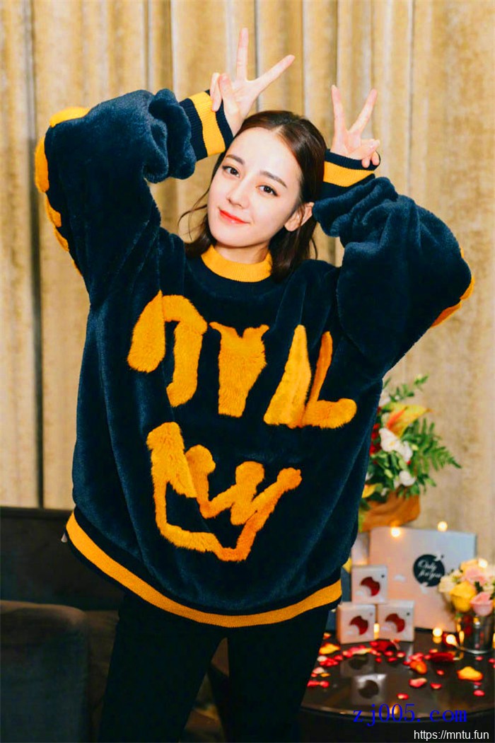 迪丽热巴人体艺术展示大全图片