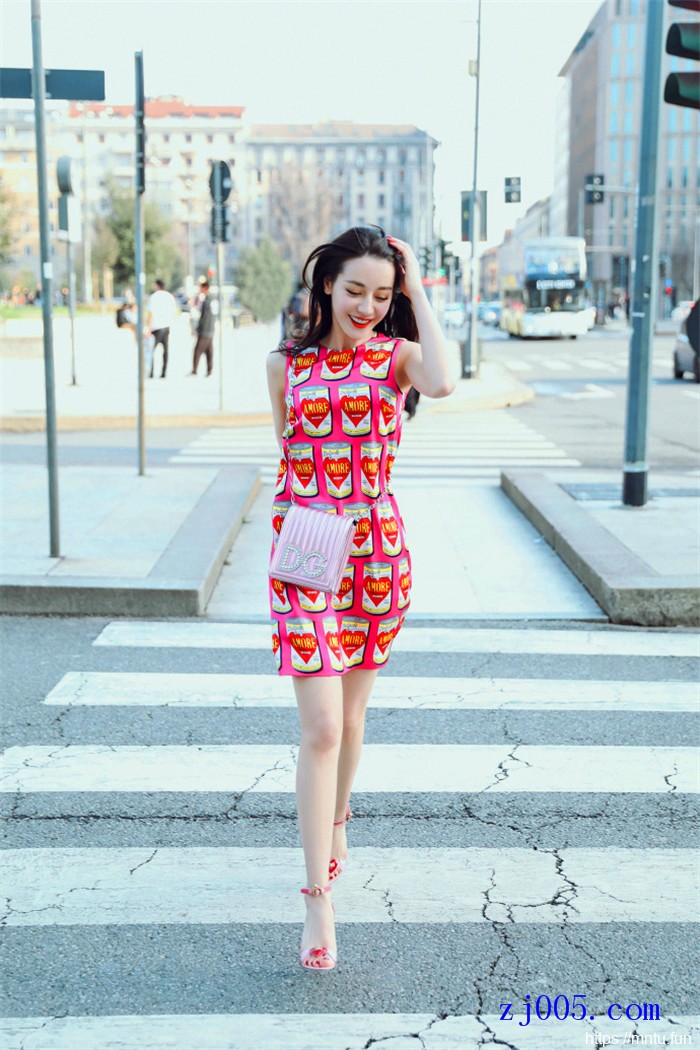 迪丽热巴人体艺术展示大全图片