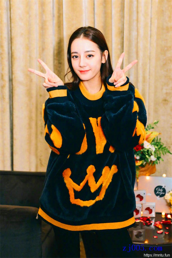 迪丽热巴人体艺术展示大全图片