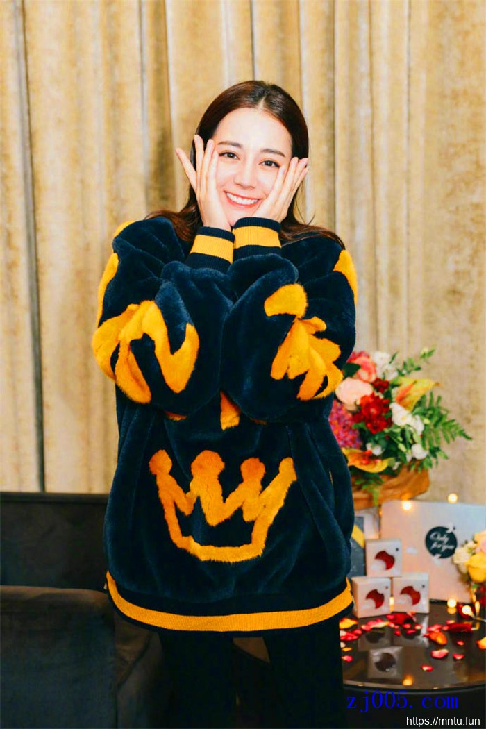 迪丽热巴人体艺术展示大全图片