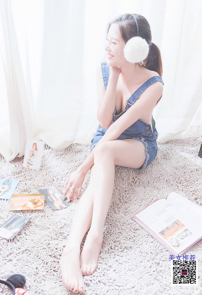 青春校花李昔雨人体艺术展现个人风采