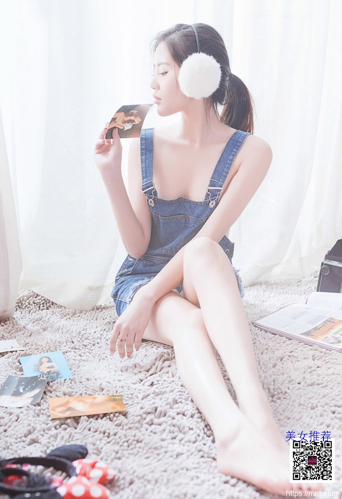 青春校花李昔雨人体艺术展现个人风采