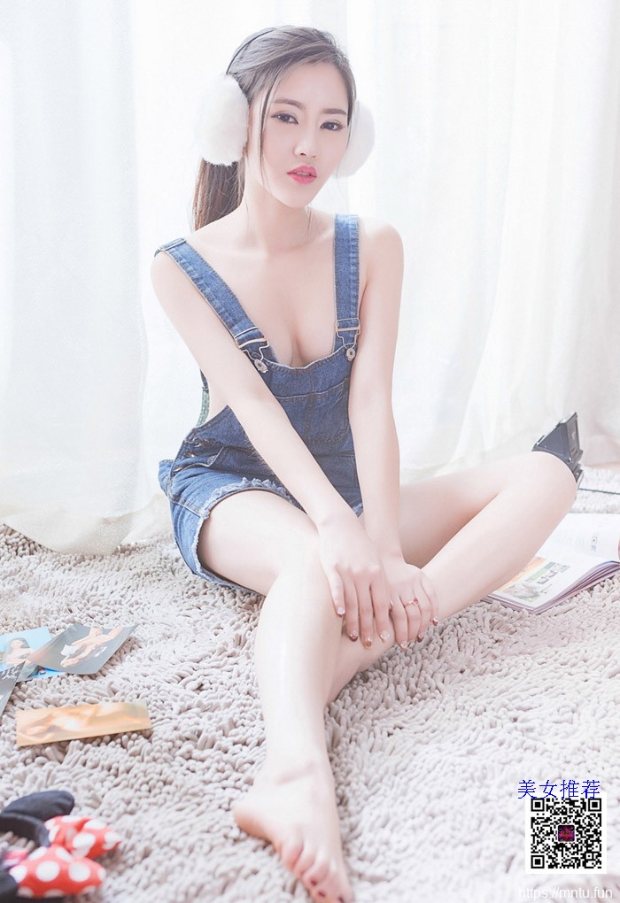 青春校花李昔雨人体艺术展现个人风采