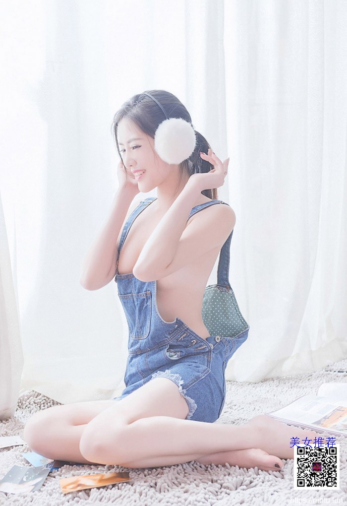 青春校花李昔雨人体艺术展现个人风采