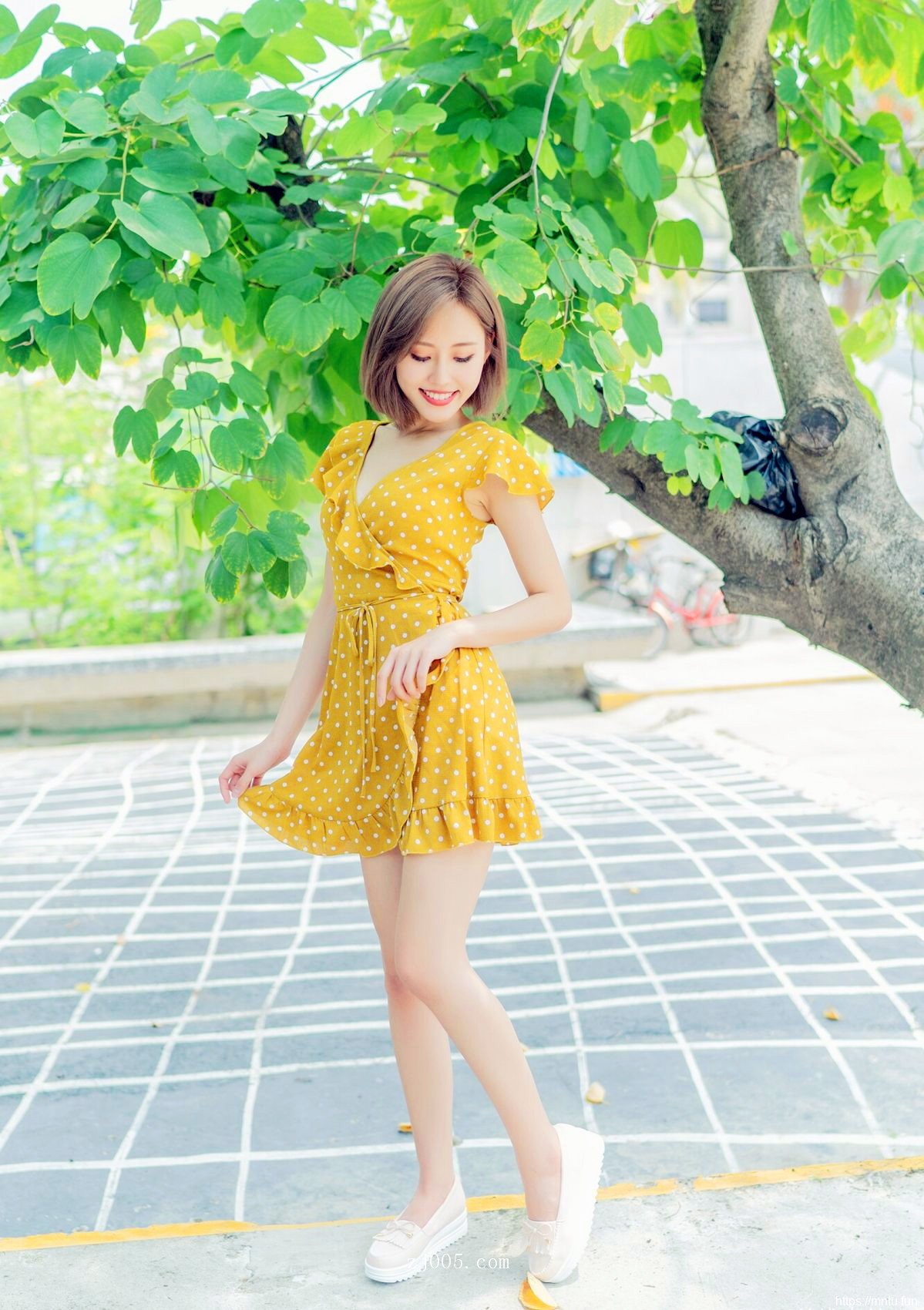 短发美女精品图片夏天时光连衣裙可爱小清新写真